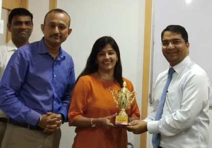 Zonal manager felicitating Khairoo Khavtay in goa, 2018